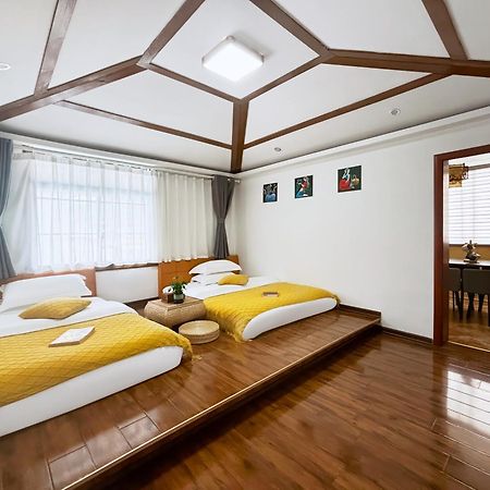 Yijingju Humanistic Inn Жангжиаже Екстериор снимка