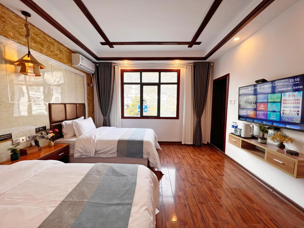 Yijingju Humanistic Inn Жангжиаже Екстериор снимка