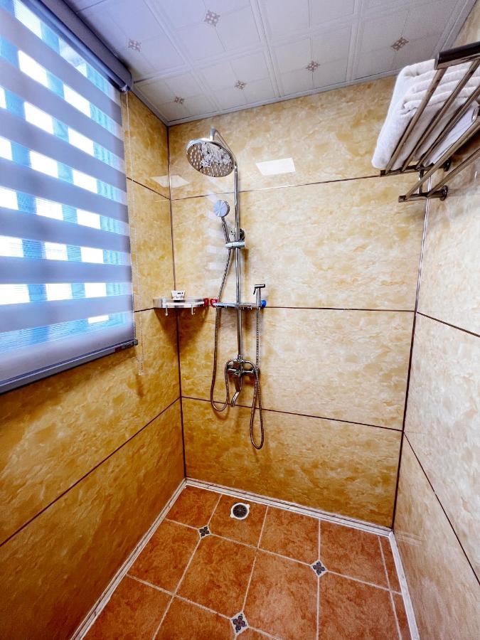 Yijingju Humanistic Inn Жангжиаже Екстериор снимка